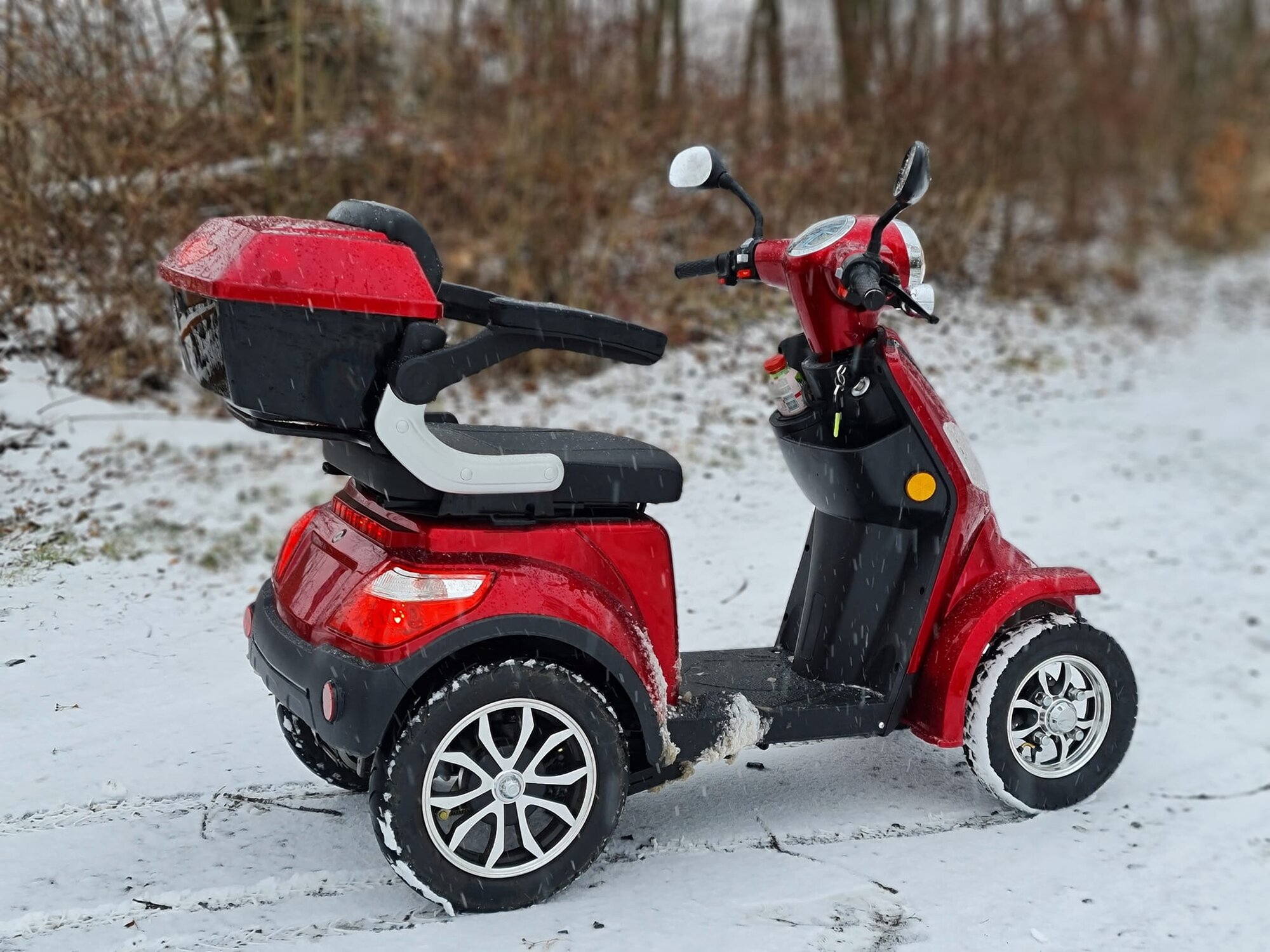 Elektrická čtyřkolka SELVO 41000